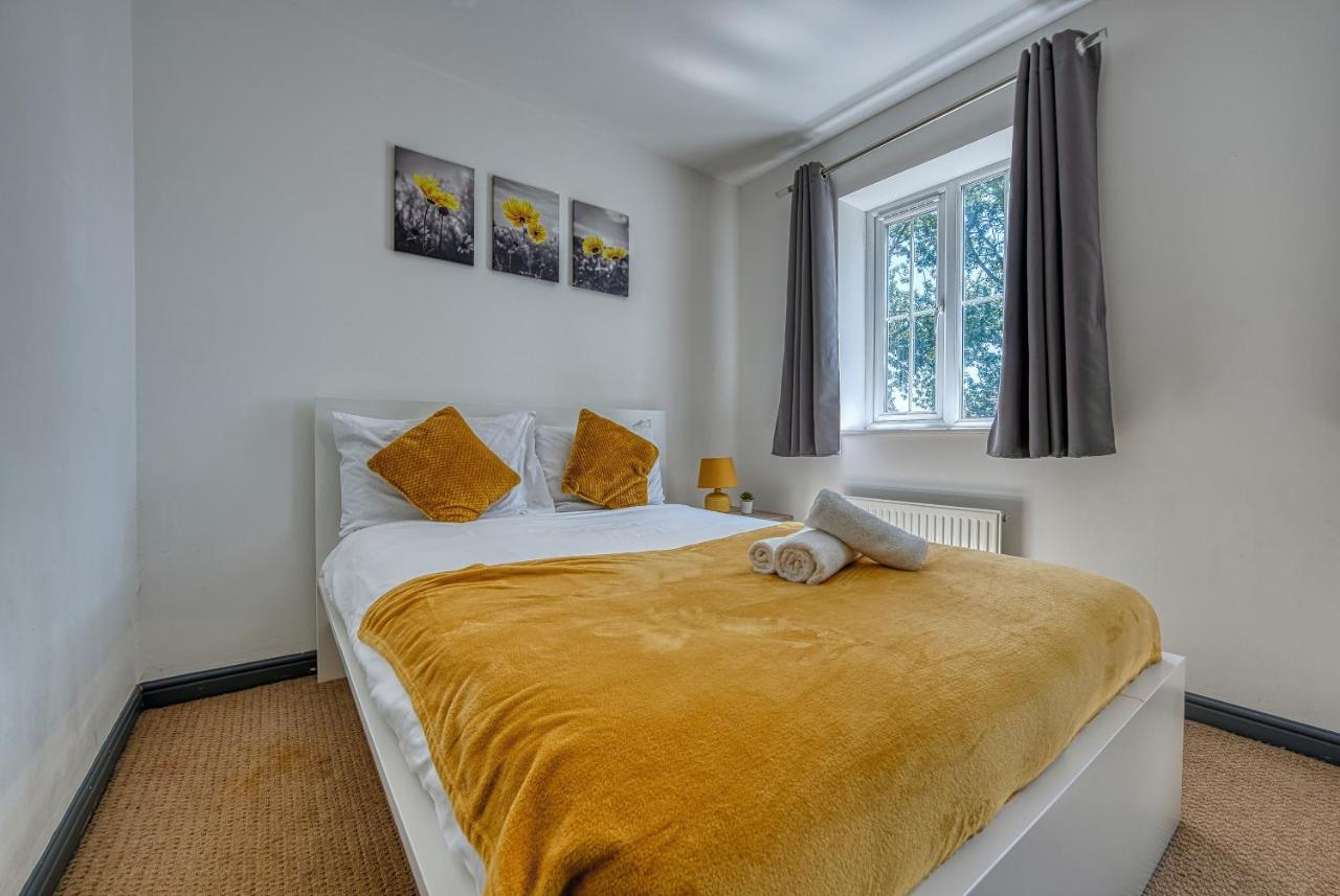 Nec Exhibitor Home, Stay Near Birmingham Airport Eksteriør billede