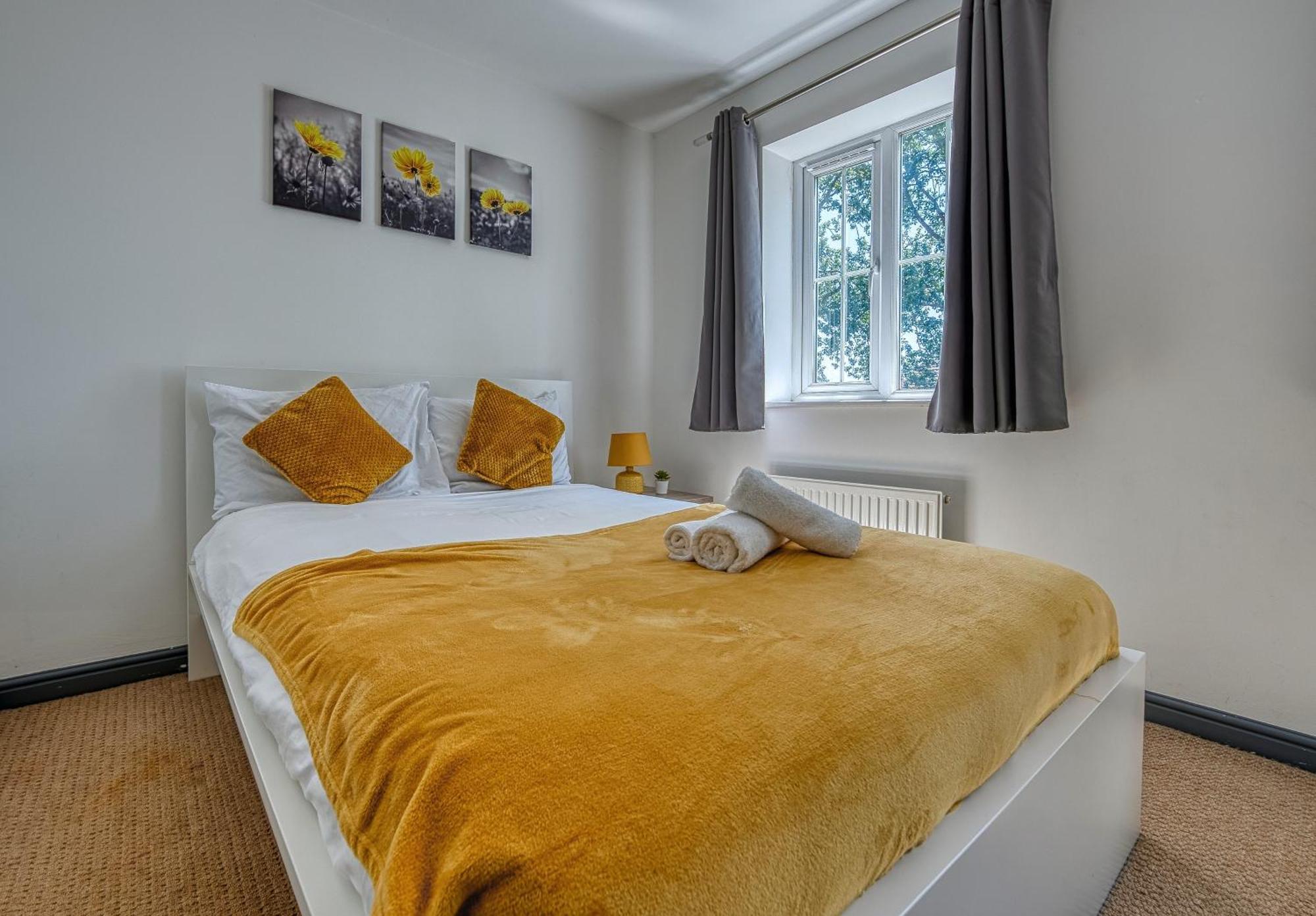Nec Exhibitor Home, Stay Near Birmingham Airport Eksteriør billede