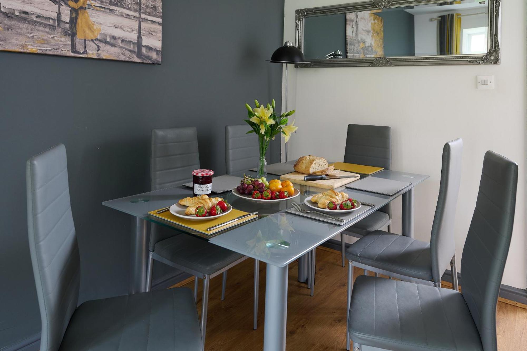 Nec Exhibitor Home, Stay Near Birmingham Airport Eksteriør billede