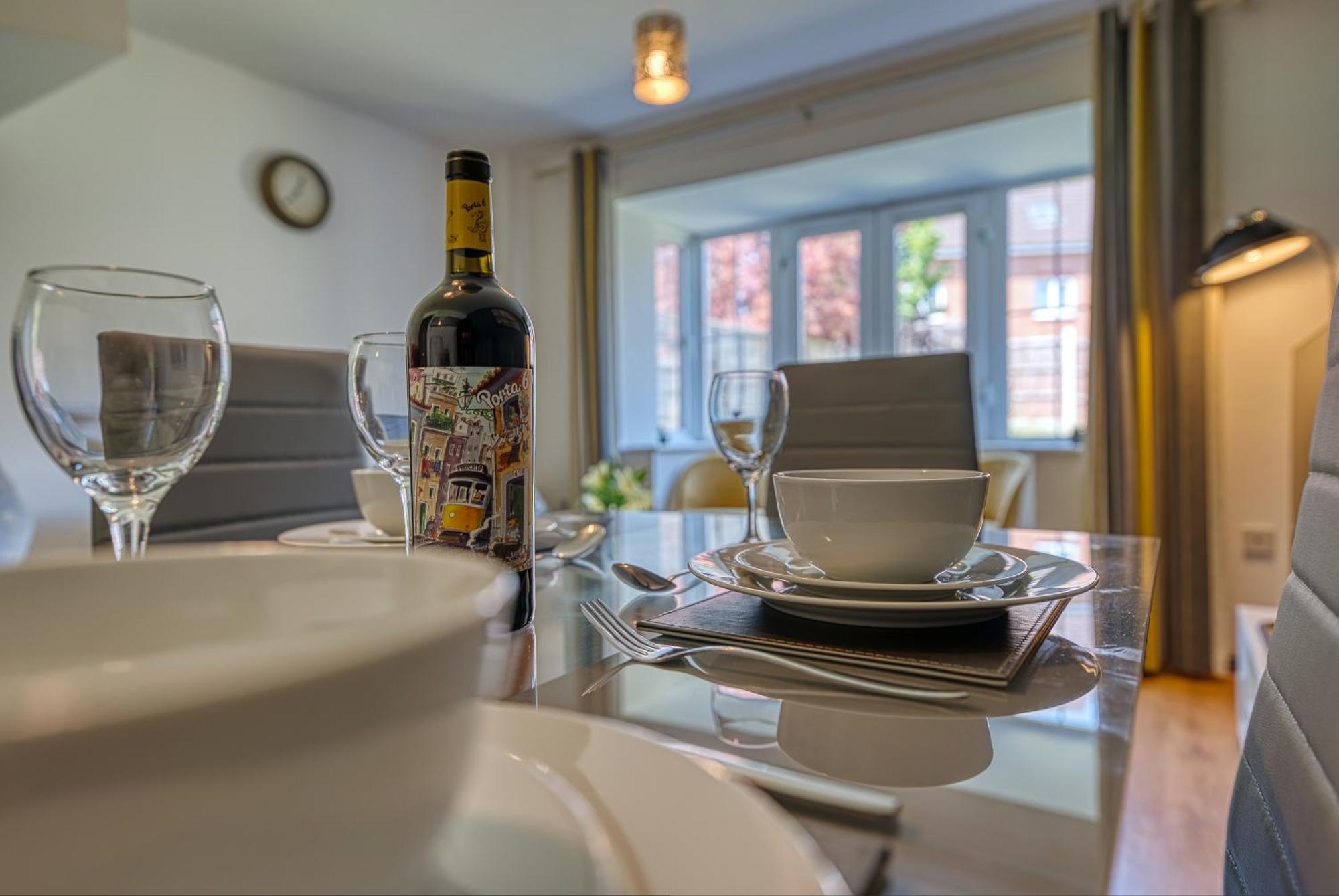 Nec Exhibitor Home, Stay Near Birmingham Airport Eksteriør billede