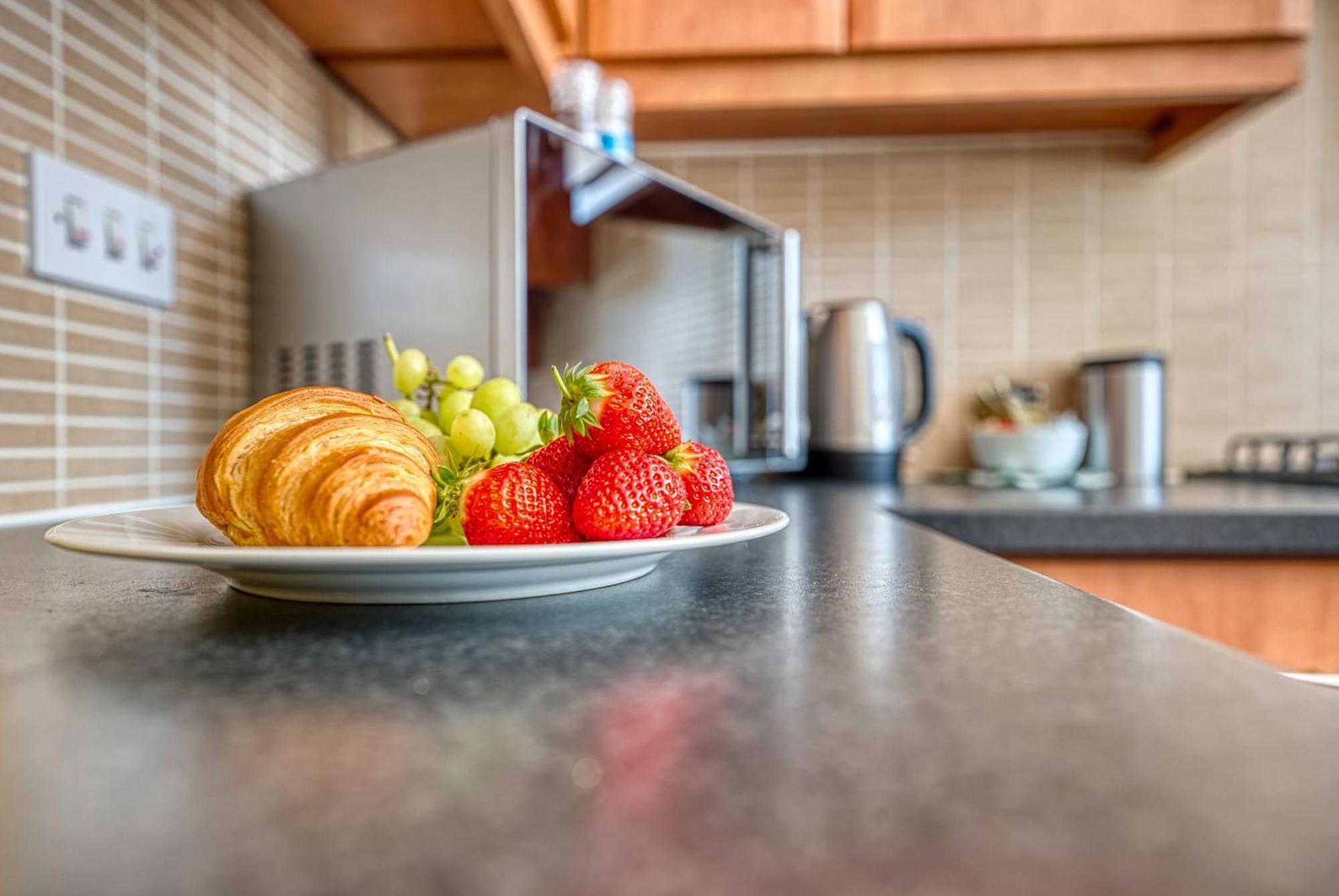 Nec Exhibitor Home, Stay Near Birmingham Airport Eksteriør billede