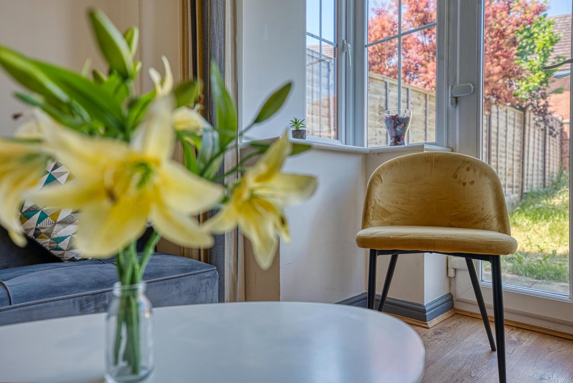 Nec Exhibitor Home, Stay Near Birmingham Airport Eksteriør billede