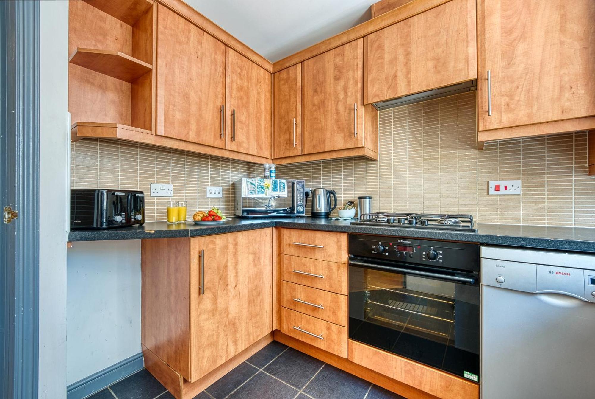 Nec Exhibitor Home, Stay Near Birmingham Airport Eksteriør billede